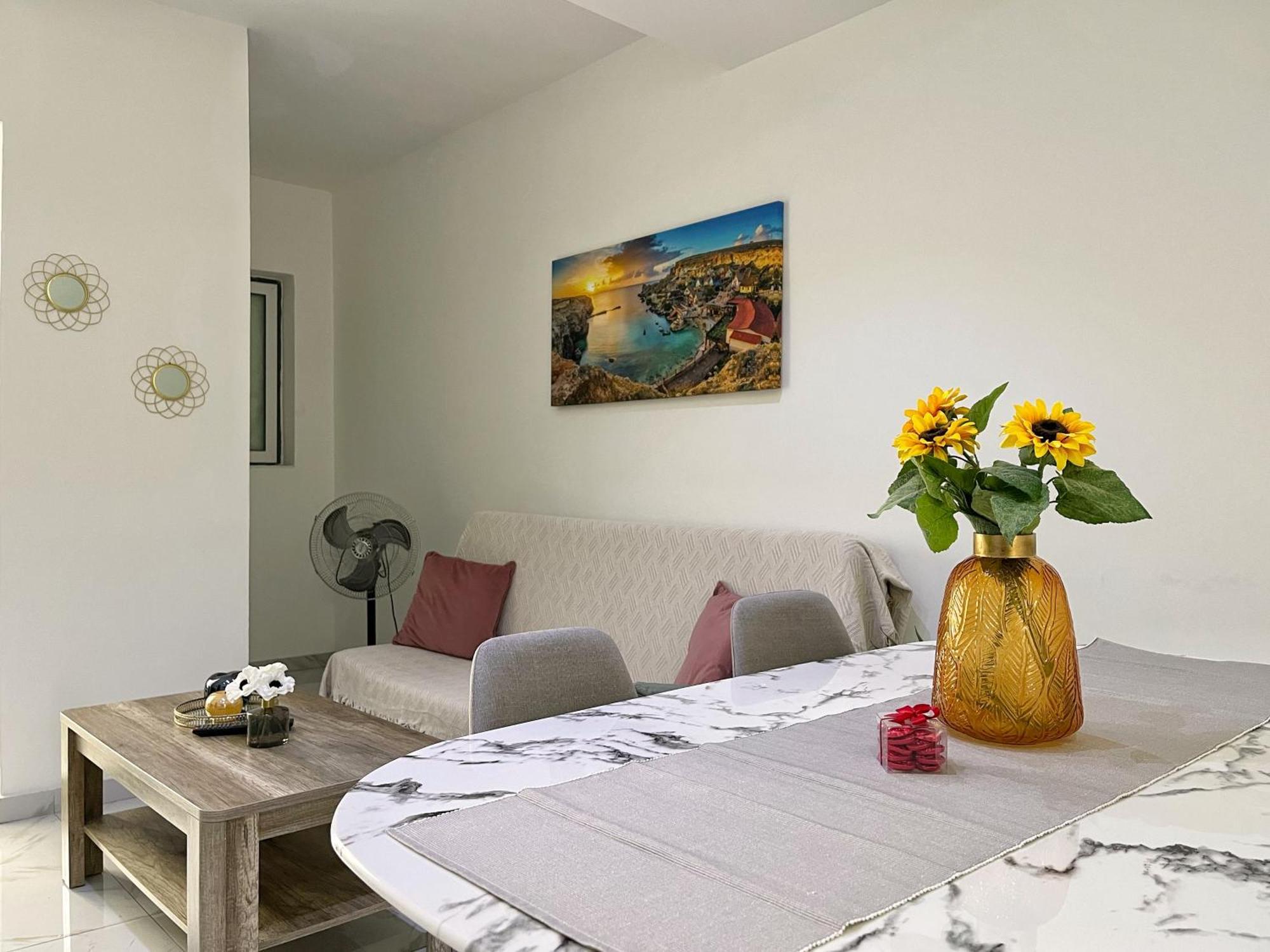 Marina Apartments 姆西达 外观 照片
